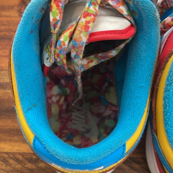 Nike Dunk Low men’s 9.5 QS LeBron James Fruity Pebbles Sneakers DH8009-600 - Picture 8 of 17